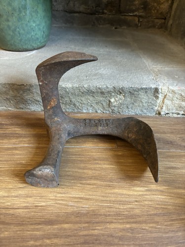 Vintage cast iron shoe last - cast,