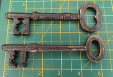 2 x Large Antique/Vintage