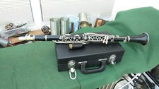 VINTAGE OPEN HOLED MARQUE CLARINET WITH CASE
