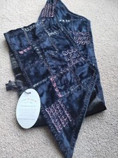 Georgia Von Etzdorf Velvet Short Scarf "I Viva Havana" Winter 2005 With Label