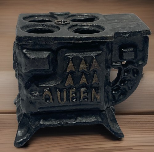 Vtg queen cast iron - cast,