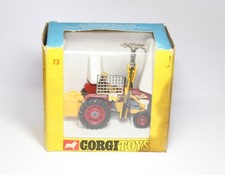 Corgi 73 Massey Ferguson 165