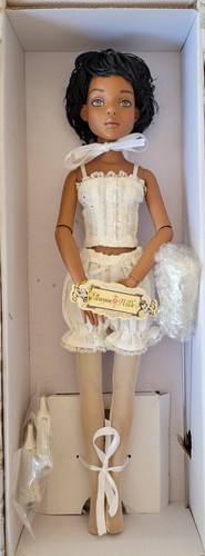 Lowyne wilde doll essential - doll,