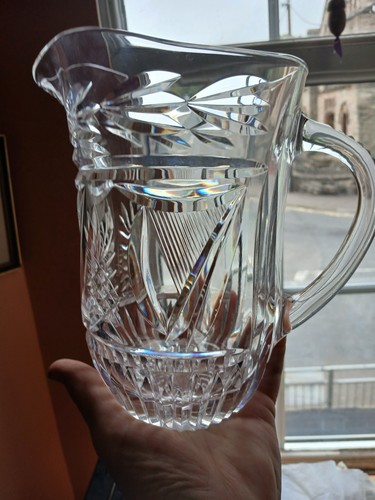Irish cut crystal harp - cut,
