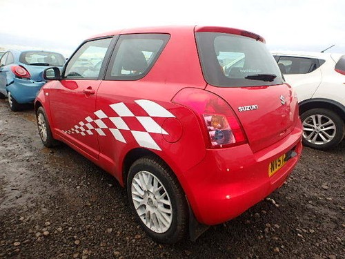 Breaking parts suzuki swift - parts,