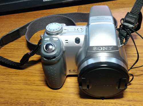 Sony dsc silver - sony, dsc-h2
