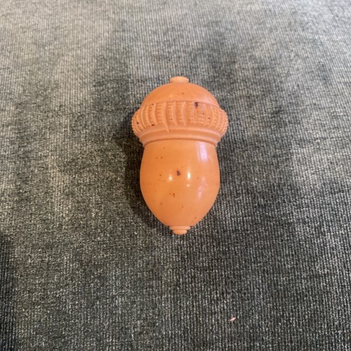 Vintage acorn thimble - acorn,