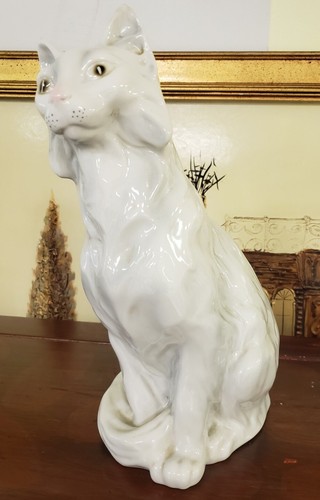 Vintage 1930 royal dux - royal,