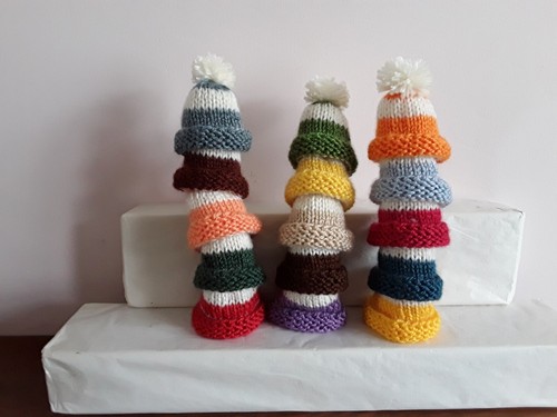 Hand knitted mixed colour - 3,