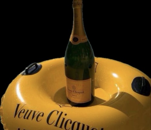 Veuve clicquot snow water - snow,