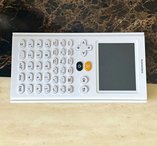 Numworks graphing calculator - numworks,