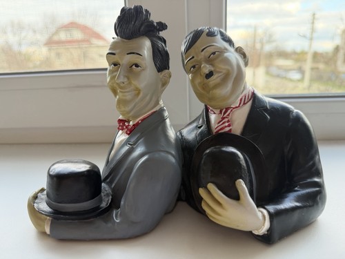 Vintage laurel and hardy resin - laurel,