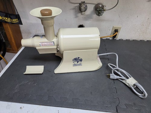 Vintage champion juicer - champion,