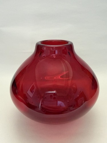 Whitefriars glass cased vase - whitefriars,