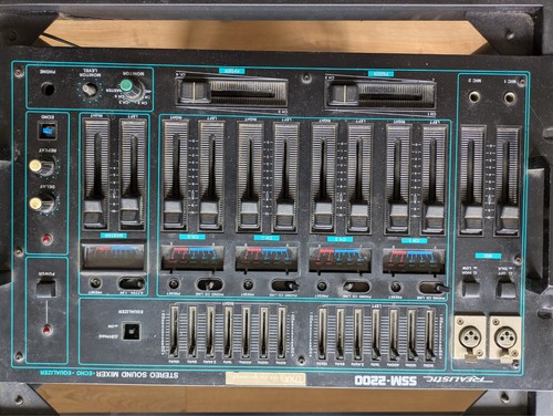 Realistic stereo audio - stereo,