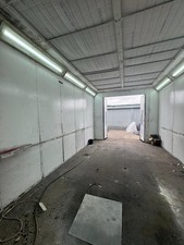 Commercial Spray Booth 4.2m