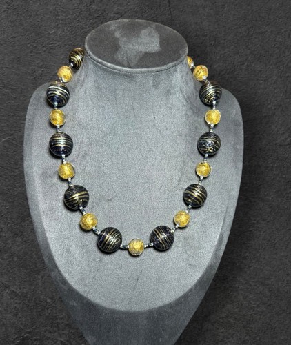 Stunning vintage necklace gold - vintage,
