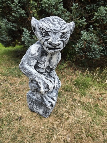 Large gargoyle stone - stone, garden