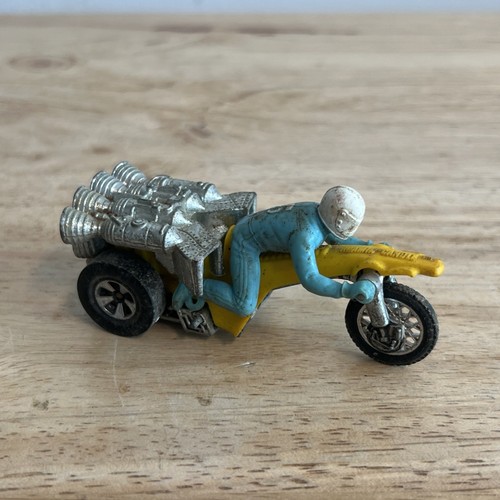Hot wheels redlines - hot,