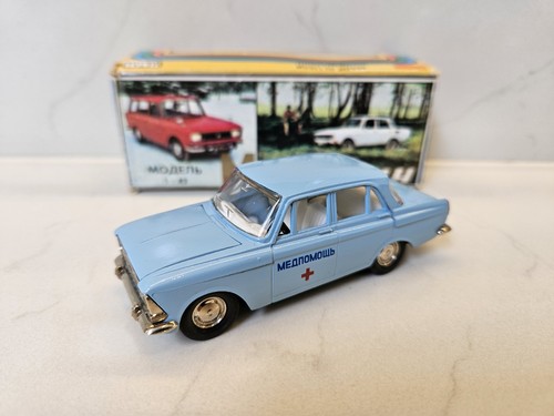 Moskvitch 412 light blue - 412, medic