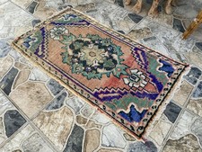 Vintage Turkish Rug 1.5 × 2.7 ft Hand-Knotted Wool Floral Anatolian Traditional