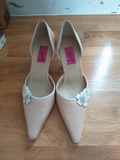 Carvela Pink And white Court shoes low Heels UK 3.5 EU 36.5