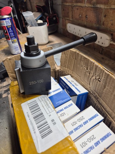 Lathe quick change - quick, post