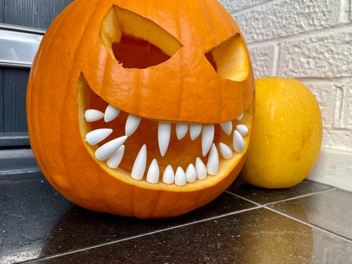Spiked pumpkin teeth - pumpkin,