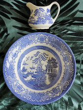 EIT  WILLOW PATTERN SERVING