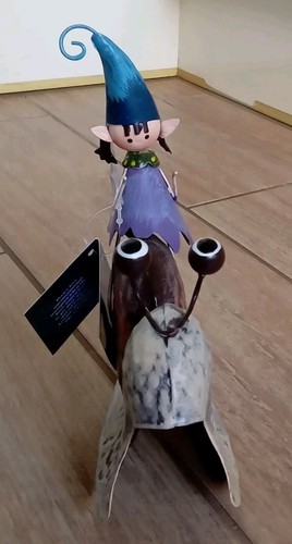 Petal pixie snail - petal, fairy