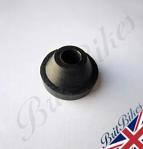Triumph centre petrol tank - triumph,