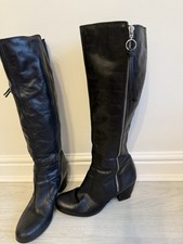TOPSHOP Black Leather Knee High Boots Outer Side Zip Block Heel Size 39