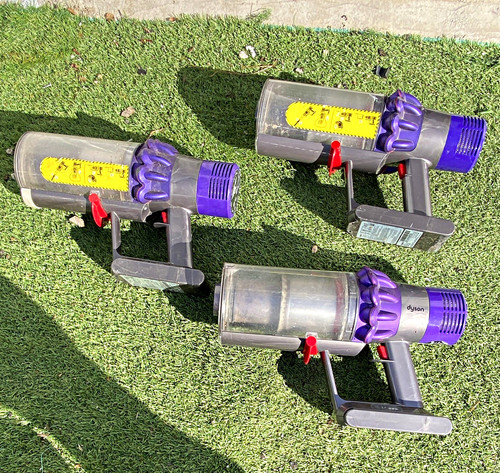 Dyson v10 cordless vacuum dust - cordless,