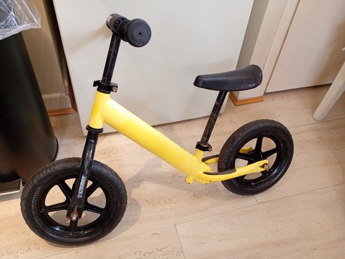 Kids yellow strider - yellow,