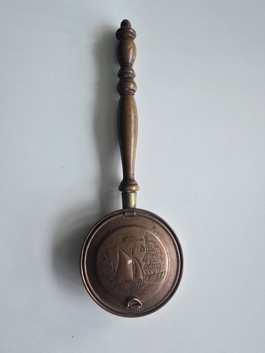 Victorian mini brass bed - mini,
