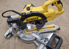 DEWALT DWS773-LX 115V 216mm