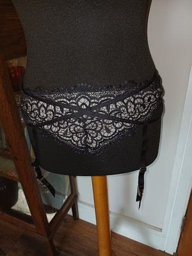 Janet reger black lace - reger,
