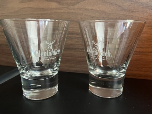 Pair glenfiddich glencairn - of,
