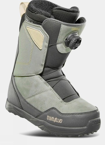 Thirty two snowboard boots - thirty,