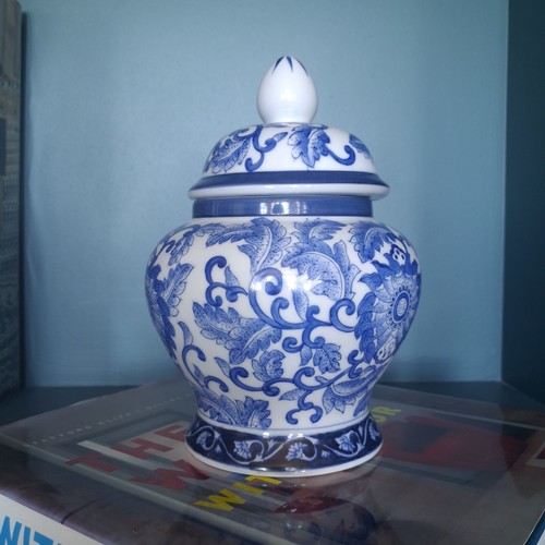Vintage past times blue and - past,