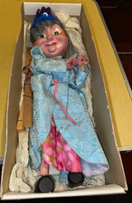 Pelham Puppet - Queen - VGC -