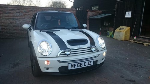 Bmw mini black - black, spot