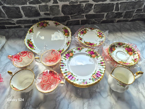 Vintage royal albert old - royal,