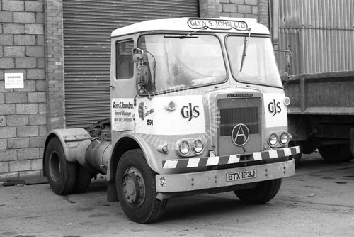 Photo glyn john taffs - photo, s.