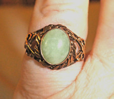 HM 9CT GOLD JADE RING SIZE L