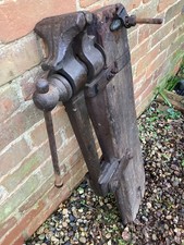 Antique Mid-1800s Leg Vice