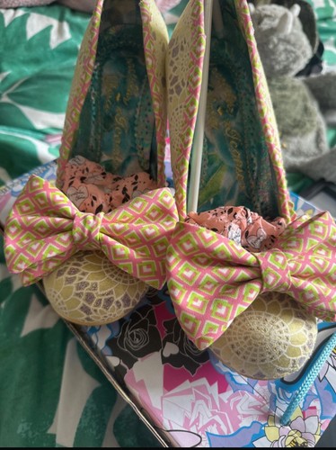 Irregular choice mal - choice, bow"