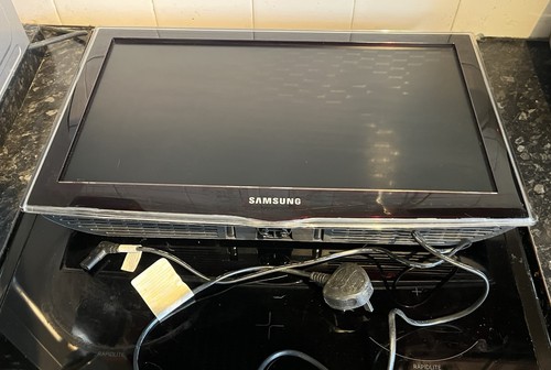 Samsung le22d450g1w monitor - samsung,