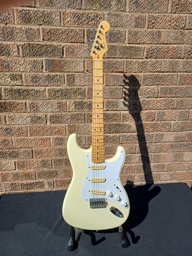 Japanese fender stratocaster - japanese,