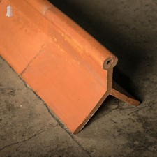 Crested Roll Top Ridge Tiles 95° - Pitch Angle 42.5° Red Clay – A run of 3 Metre